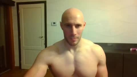 Snapshot of baldyboyy chatting on 12.08.24 baldyboyy online show from 12.08.24