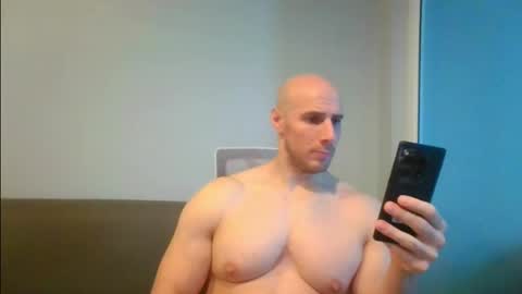 Snapshot of baldyboyy chatting on 01.30.25 baldyboyy online show from 01.30.25