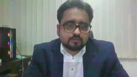 Ballbusting Slave online show from 12.13.24