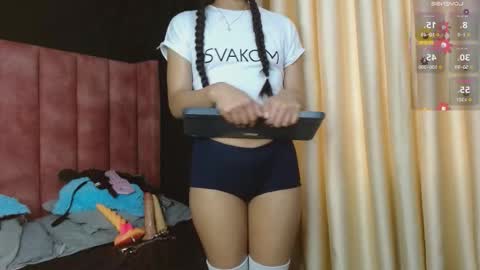 Snapshot of bambi__angels chatting on 09.26.25 Arianna online show from 09.26.25