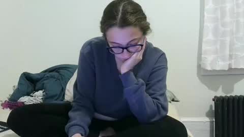 Snapshot of bambiboo8113 chatting on 10.01.25 bambiboo8113 online show from 10.01.25