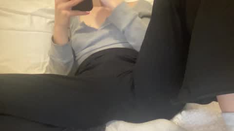 Snapshot of bambidixon chatting on 02.23.26 bambidxon online show from 02.23.26