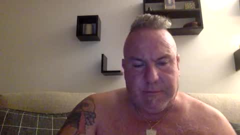 Snapshot of banana5289 chatting on 09.28.25 banana5289 online show from 09.28.25