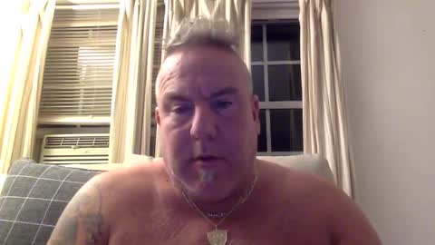 Snapshot of banana5289 chatting on 10.05.25 banana5289 online show from 10.05.25