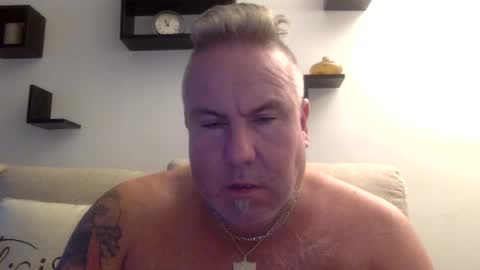 Snapshot of banana5289 chatting on 10.12.25 banana5289 online show from 10.12.25