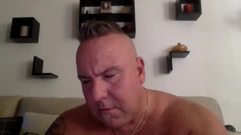 Snapshot of banana5289 chatting on 10.15.25 banana5289 online show from 10.15.25