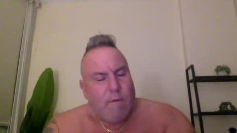 Snapshot of banana5289 chatting on 10.18.25 banana5289 online show from 10.18.25