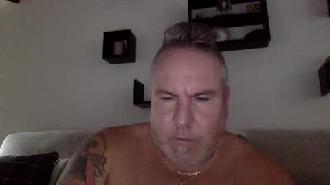 Snapshot of banana5289 chatting on 11.03.25 banana5289 online show from 11.03.25