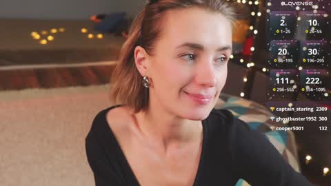 Snapshot of bananya_kitty chatting on 12.15.24 Ellen and online show from 12.15.24