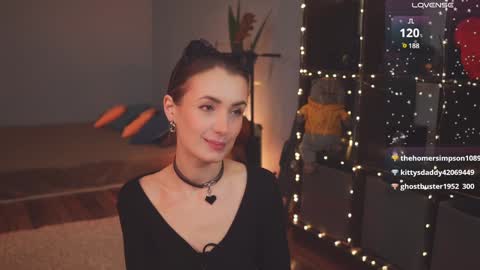 Snapshot of bananya_kitty chatting on 02.08.25 Ellen and online show from 02.08.25