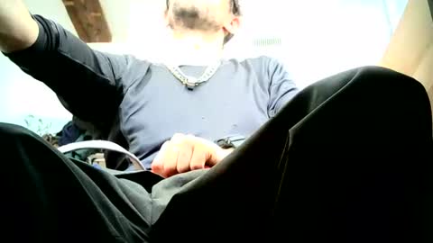 Snapshot of banginondadrumsalldaylong chatting on 09.29.25 banginondadrumsalldaylong online show from 09.29.25