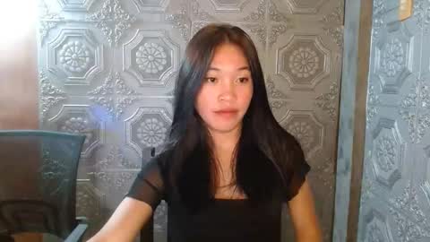 Snapshot of baninay810654 chatting on 10.05.25 baninay810654 online show from 10.05.25