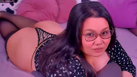 Barbie Kim online show from 10.17.25