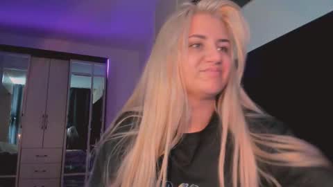 barbarasiren online show from 10.12.25