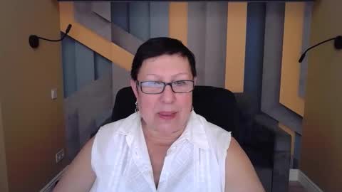 barbaraturners online show from 10.24.25