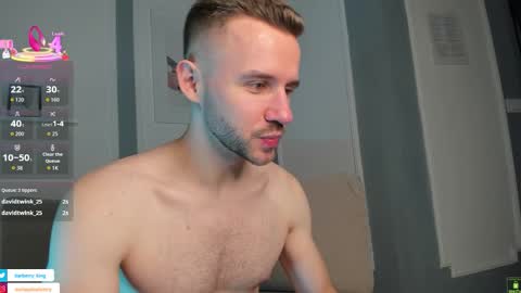 Snapshot of barberryx chatting on 10.04.25 ENRIQUE online show from 10.04.25