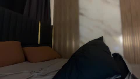 A I K O online show from 10.16.25