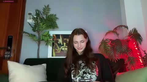 My name is Molly. Please say hello I like talking to you. If you have any wishes or obscene desires please use the tip menu online show from 02.03.25