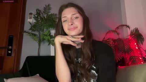 My name is Molly. Please say hello I like talking to you. If you have any wishes or obscene desires please use the tip menu online show from 02.03.25