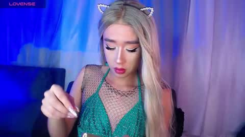          I work from home this is my room 3 online show from 02.06.25