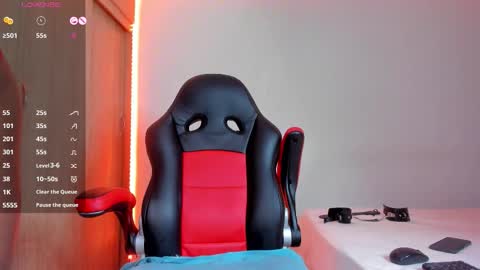 Nicolle  online show from 03.21.26