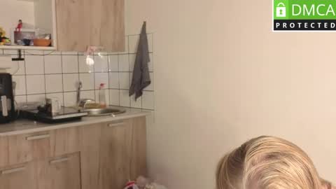 Barbie Staze online show from 04.25.26