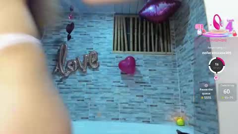 Snapshot of barbielatinass chatting on 02.15.25 Sarashy online show from 02.15.25