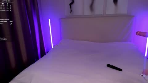 Snapshot of barbielina_ chatting on 10.05.25 Emma online show from 10.05.25