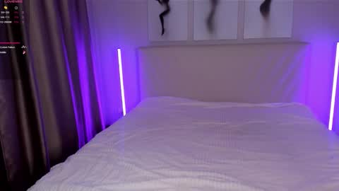 Snapshot of barbielina_ chatting on 11.09.25 Emma online show from 11.09.25