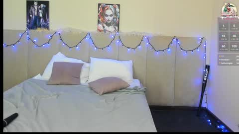 Snapshot of barbiemuscle1 chatting on 12.22.24 Barbie online show from 12.22.24