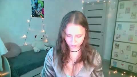 Snapshot of barbiepie chatting on 11.14.25 barbiepie online show from 11.14.25