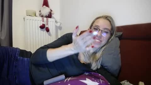Lena online show from 12.21.24