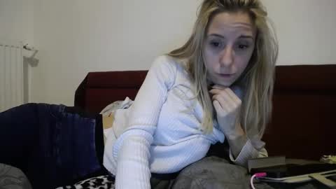Lena online show from 02.12.25