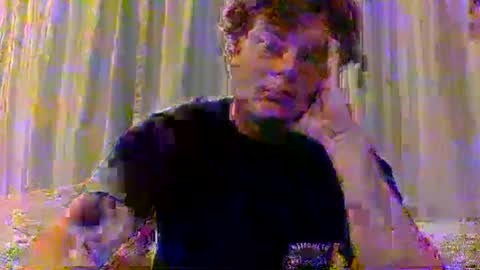Snapshot of barneytennyson chatting on 04.11.26 Tyler online show from 04.11.26