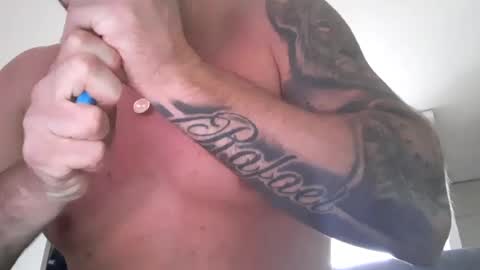 Snapshot of barrias23 chatting on 06.19.26 barrias23 online show from 06.19.26