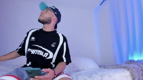 Snapshot of barrymichaels chatting on 01.09.25 Bruce online show from 01.09.25