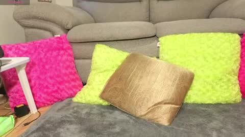 PukiPuki online show from 04.09.26