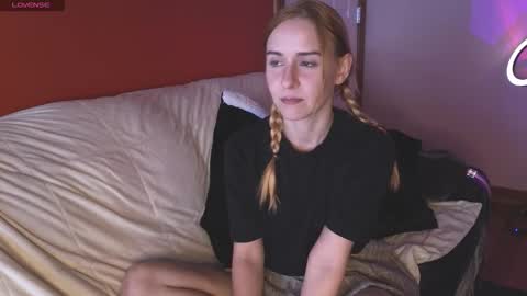 Snapshot of basementsettler chatting on 10.26.25 basementsettler online show from 10.26.25