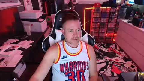 Snapshot of basketballjerseygang chatting on 03.01.26 Jordan online show from 03.01.26