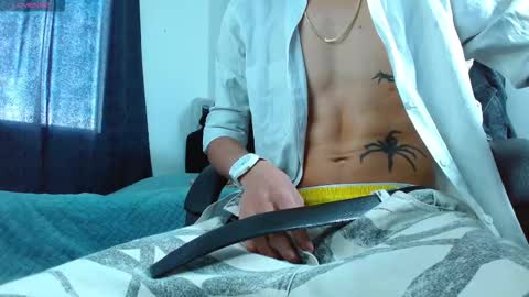 Snapshot of bastiaan_28 chatting on 12.20.25 Bastian online show from 12.20.25