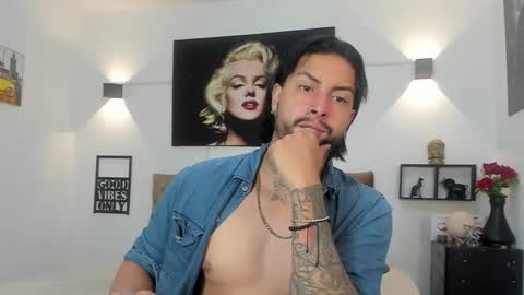 bastian_jones1 online show from 09.21.25