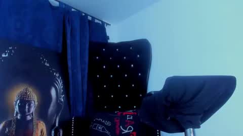 Snapshot of bastian_ruiz chatting on 01.25.25 bastian online show from 01.25.25