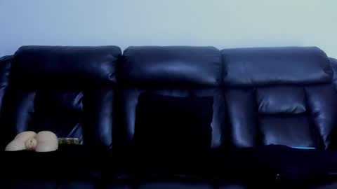 Snapshot of bastian_ruiz chatting on 02.09.25 bastian online show from 02.09.25