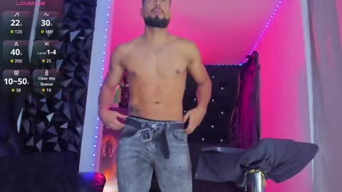 Snapshot of bastian_ruiz chatting on 09.22.25 bastian online show from 09.22.25