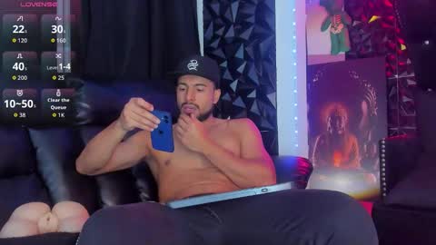 Snapshot of bastian_ruiz chatting on 10.05.25 bastian online show from 10.05.25