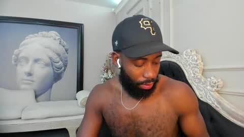 Snapshot of bastianrivas chatting on 09.27.25 Bastian. online show from 09.27.25