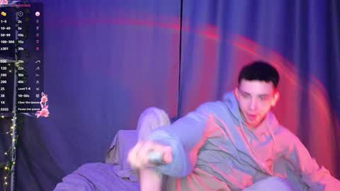 Snapshot of batarol0 chatting on 09.30.25 mett online show from 09.30.25