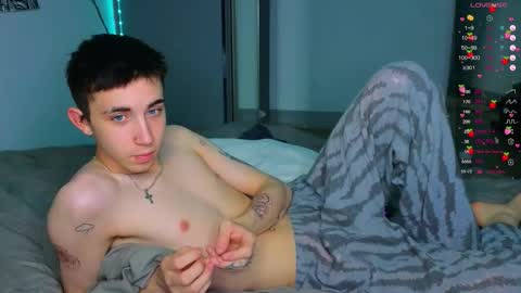 Snapshot of batarol0 chatting on 10.16.25 mett online show from 10.16.25