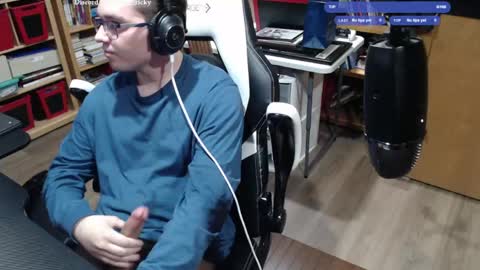 Snapshot of baterricky chatting on 05.03.26 Ricky online show from 05.03.26