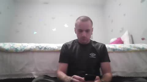 Snapshot of battlewolfxx chatting on 09.30.25 battlewolfxx online show from 09.30.25